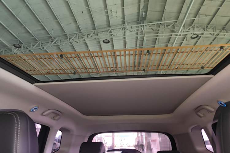 Used BYD Song Pro New Energy 2019 DM 1.5T Four-Wheel Drive Performance Edition Deluxe Model Headliner