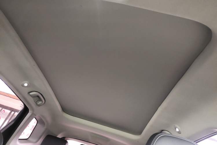 Used BYD Song Pro New Energy 2019 DM 1.5T Four-Wheel Drive Performance Edition Deluxe Model Headliner