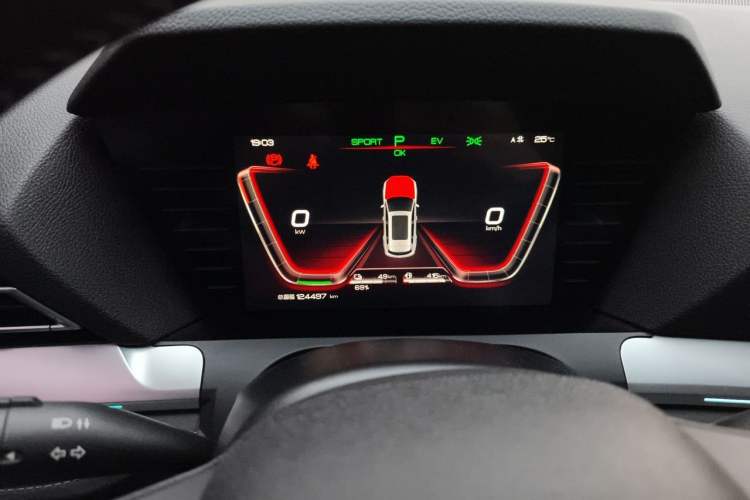 Used BYD Song Pro New Energy 2019 DM 1.5T Four-Wheel Drive Performance Edition Flagship Model Instrument Cluster