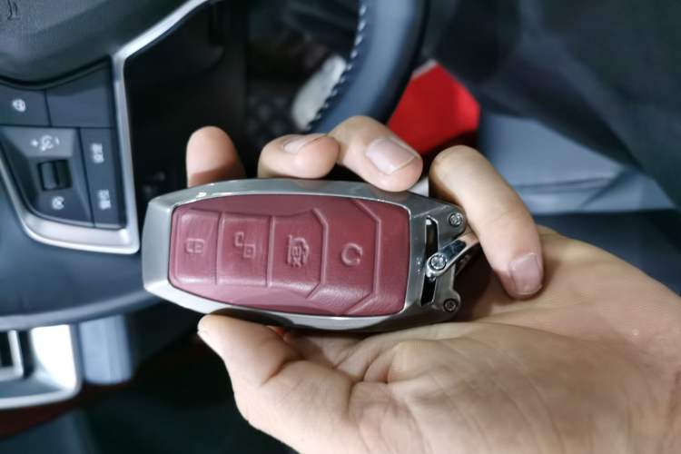 Used BYD Song Pro New Energy 2019 EV High-Power Luxury Model Interior 1