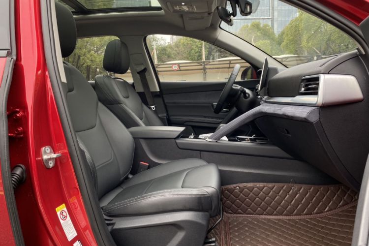 Used BYD Song Pro New Energy 2019 EV High-Power Luxury Model Interior 2