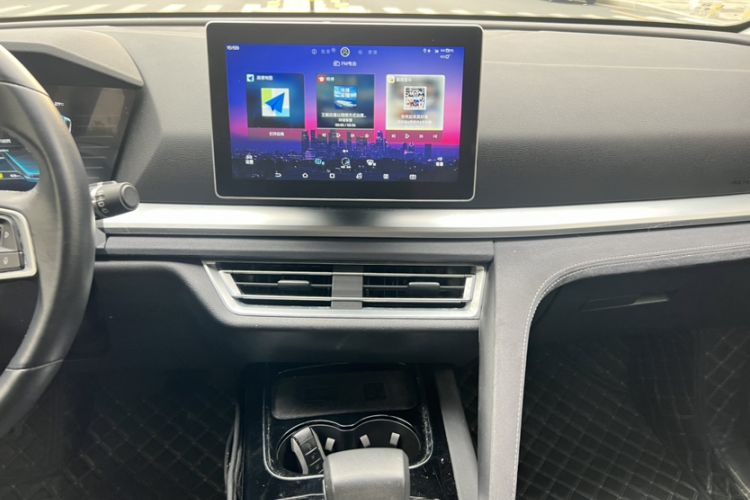 Used BYD Song Pro New Energy 2019 DM 1.5T Four-Wheel Drive Performance Edition Deluxe Model Interior 2
