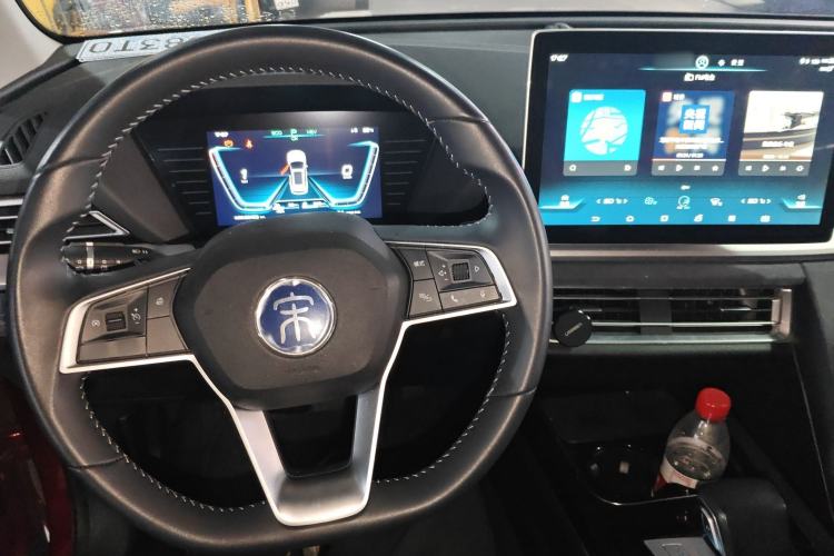 Used BYD Song Pro New Energy 2019 DM 1.5T Four-Wheel Drive Performance Edition Deluxe Model Interior 2