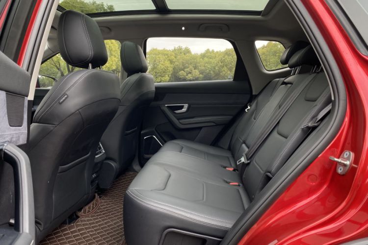 Used BYD Song Pro New Energy 2019 EV High-Power Luxury Model Interior 5