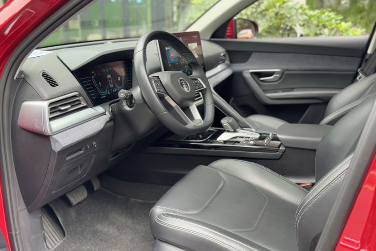 Used BYD Song Pro New Energy 2019 DM 1.5T Four-Wheel Drive Performance Edition Deluxe Model Interior 5