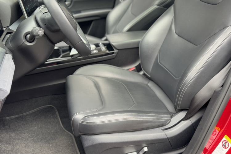 Used BYD Song Pro New Energy 2019 DM 1.5T Four-Wheel Drive Performance Edition Deluxe Model Interior 6