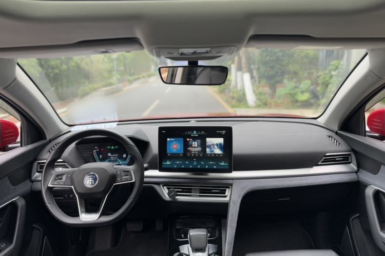 Used BYD Song Pro New Energy 2019 DM 1.5T Four-Wheel Drive Performance Edition Deluxe Model Interior 8