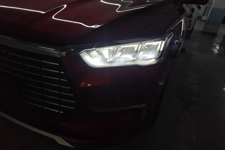 Used BYD Song Pro New Energy 2019 EV High-Power Long-Range Flagship Model Left Front Headlight