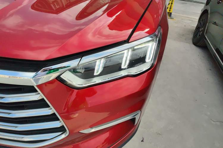 Used BYD Song Pro New Energy 2019 DM 1.5T Four-Wheel Drive Performance Edition Deluxe Model Left Front Headlight