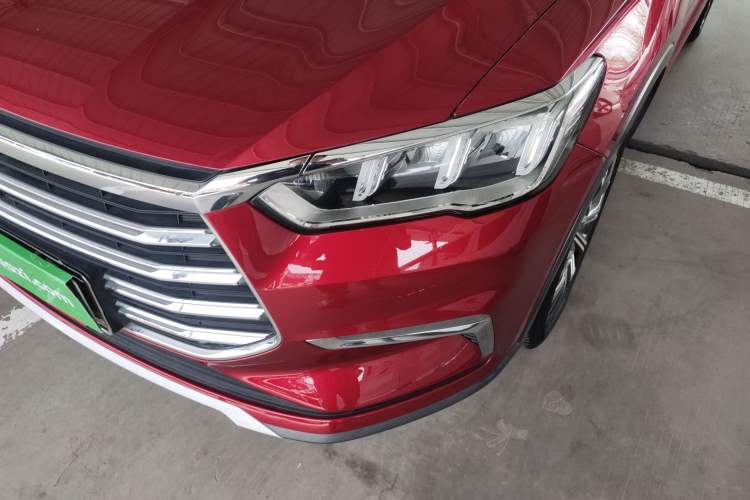 Used BYD Song Pro New Energy 2019 DM 1.5T Four-Wheel Drive Performance Edition Deluxe Model Left Front Headlight