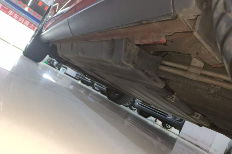 Used BYD Song Pro New Energy 2019 DM 1.5T Four-Wheel Drive Performance Edition Flagship Model Left Side Sill