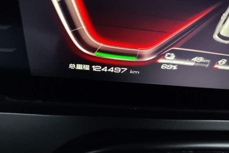 Used BYD Song Pro New Energy 2019 DM 1.5T Four-Wheel Drive Performance Edition Flagship Model Odometer Close Up