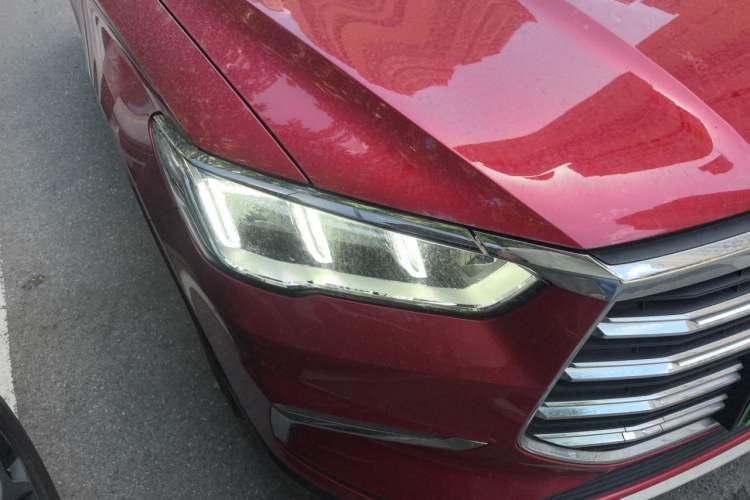 Used BYD Song Pro New Energy 2019 DM 1.5T Four-Wheel Drive Performance Edition Flagship Model Right Front Headlight