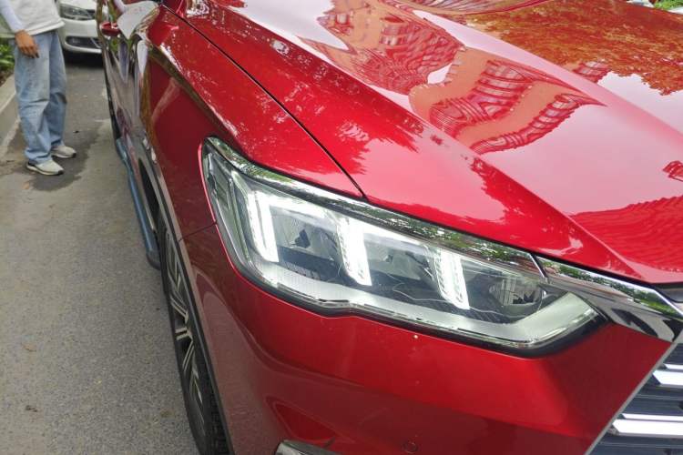 Used BYD Song Pro New Energy 2019 DM 1.5T Four-Wheel Drive Performance Edition Flagship Model Right Front Headlight