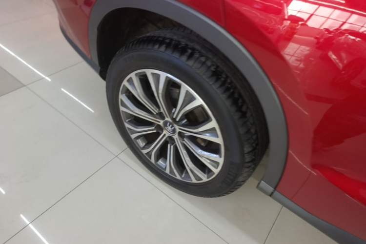 Used BYD Song Pro New Energy 2019 DM 1.5T Four-Wheel Drive Performance Edition Flagship Model Right Rear Wheel Hub