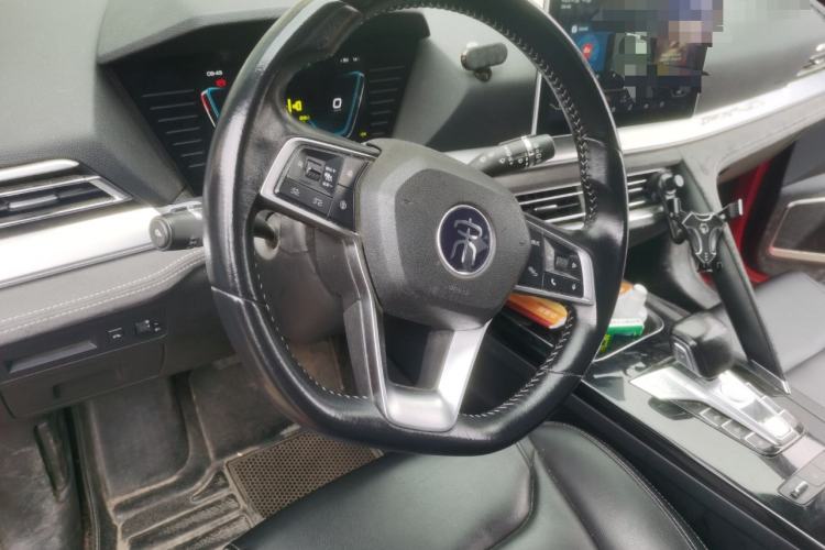 Used BYD Song Pro New Energy 2019 EV High-Power Deluxe Model Steering Wheel