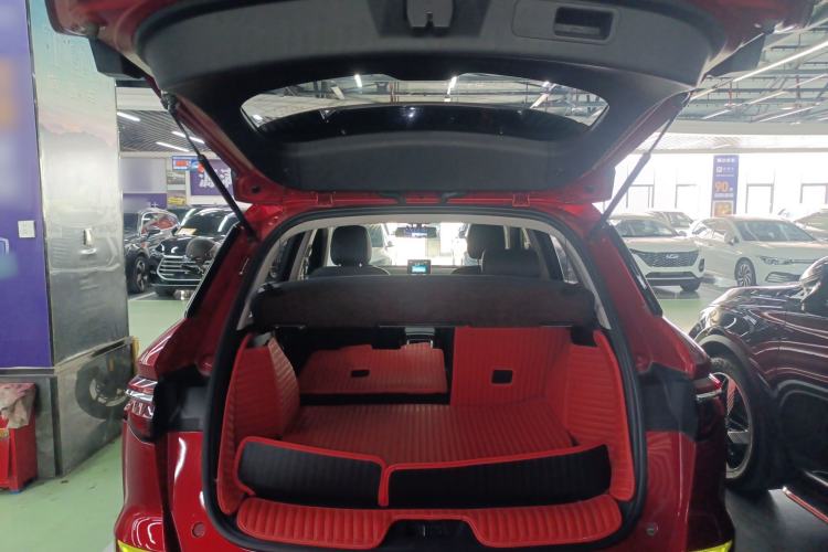 Used BYD Song Pro New Energy 2019 DM 1.5T Four-Wheel Drive Performance Edition Deluxe Model Trunk