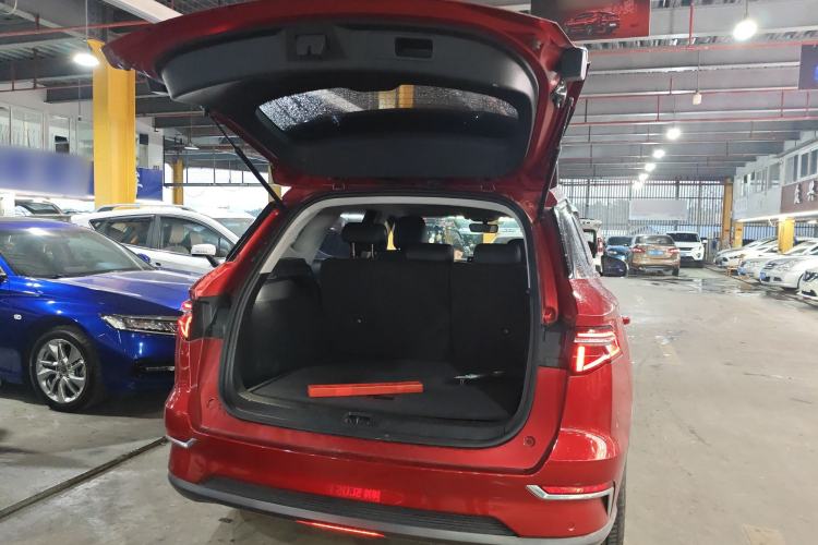 Used BYD Song Pro New Energy 2019 DM 1.5T Four-Wheel Drive Performance Edition Deluxe Model Trunk