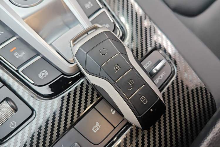 Used BYD Song Pro New Energy 2019 DM 1.5T Four-Wheel Drive Performance Edition Flagship Model Vehicle Key