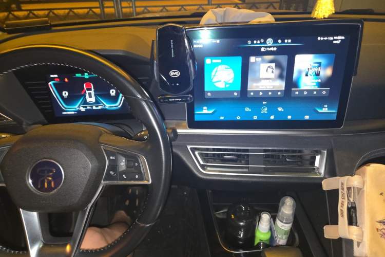 Used BYD Song Pro New Energy 2019 DM 1.5T Four-Wheel Drive Performance Edition Flagship Model Audio And AC Panel