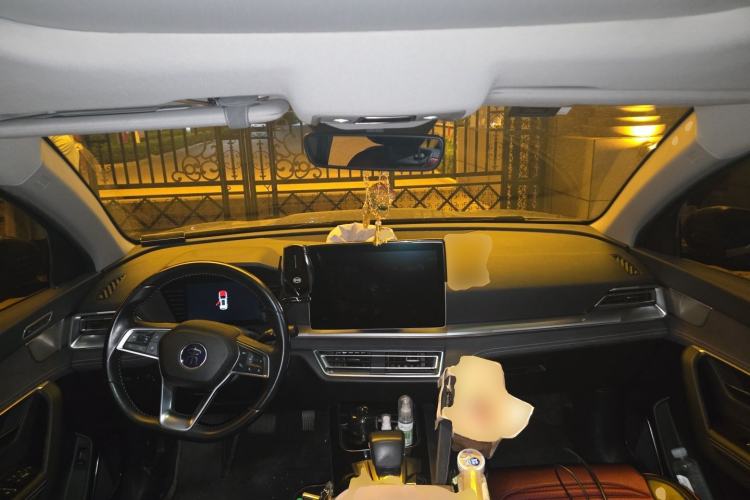 Used BYD Song Pro New Energy 2019 DM 1.5T Four-Wheel Drive Performance Edition Flagship Model Center Console