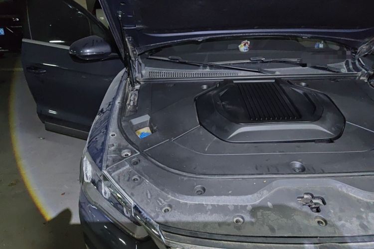 Used BYD Song Pro New Energy 2019 DM 1.5T Four-Wheel Drive Performance Edition Flagship Model Engine Bay Right