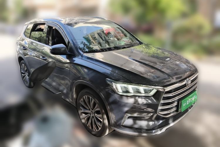 Used BYD Song Pro New Energy 2019 DM 1.5T Four-Wheel Drive Performance Edition Deluxe Model Front Right 45 Deg