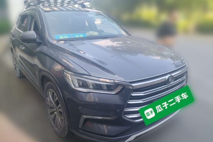 Used BYD Song Pro New Energy 2019 DM 1.5T Four-Wheel Drive Performance Edition Comfort Model Front Right 45 Deg