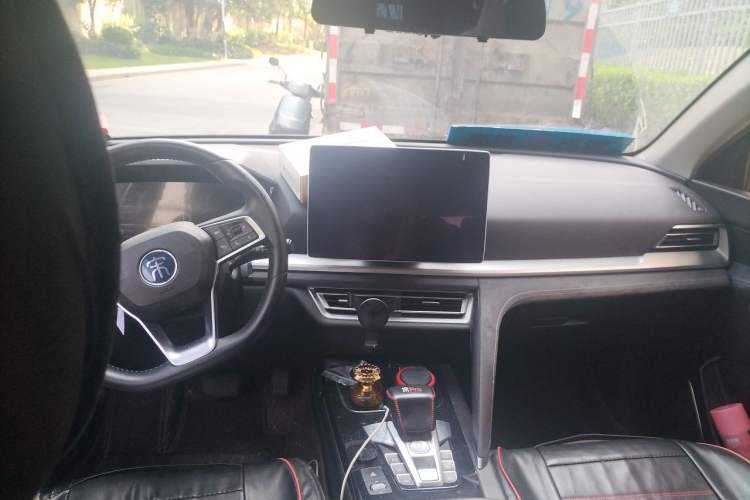 Used BYD Song Pro New Energy 2019 DM 1.5T Four-Wheel Drive Performance Edition Comfort Model Headliner