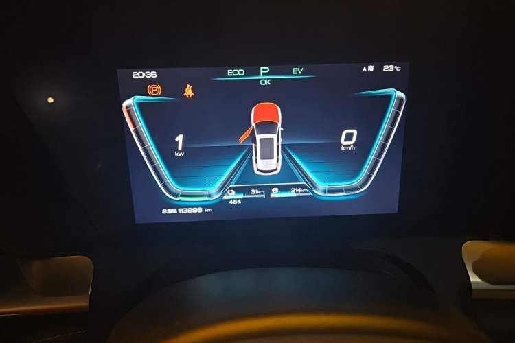 Used BYD Song Pro New Energy 2019 DM 1.5T Four-Wheel Drive Performance Edition Flagship Model Odometer Close Up