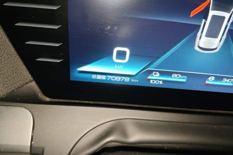 Used BYD Song Pro New Energy 2019 DM 1.5T Four-Wheel Drive Performance Edition Flagship Model Odometer Close Up