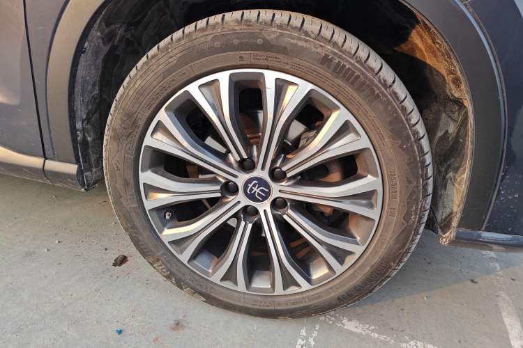 Used BYD Song Pro New Energy 2019 DM 1.5T Four-Wheel Drive Performance Edition Deluxe Model Right Front Wheel Hub