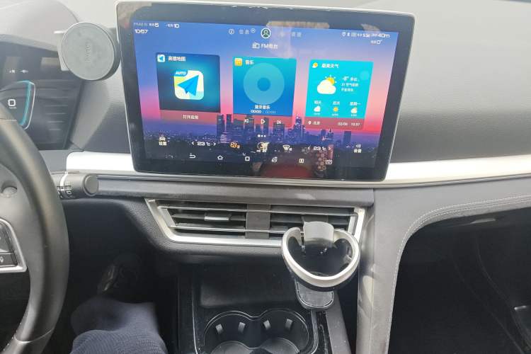 Used BYD Song Pro New Energy 2019 EV High-Power Long-Range Flagship Model Audio And AC Panel