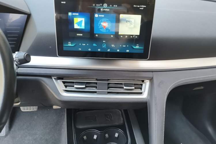 Used BYD Song Pro New Energy 2019 DM 1.5T Four-Wheel Drive Performance Edition Deluxe Model Audio And AC Panel