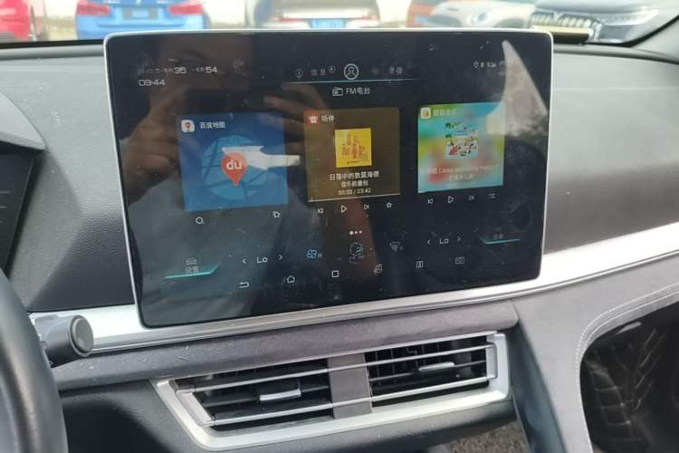 Used BYD Song Pro New Energy 2019 DM 1.5T Four-Wheel Drive Performance Edition Flagship Model Audio And AC Panel