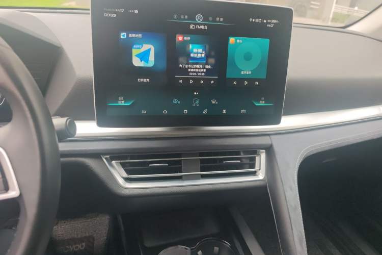 Used BYD Song Pro New Energy 2019 EV High-Power Long-Range Flagship Model Audio And AC Panel