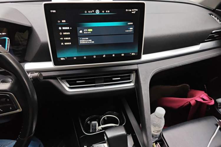 Used BYD Song Pro New Energy 2019 DM 1.5T Four-Wheel Drive Performance Edition Deluxe Model Audio And AC Panel