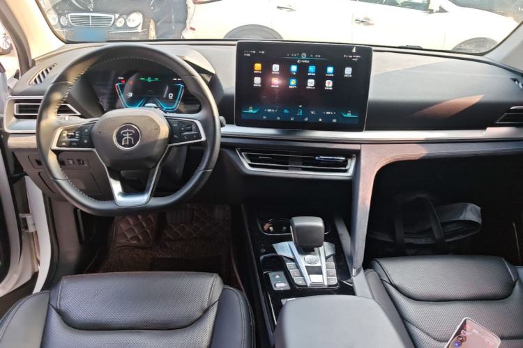 Used BYD Song Pro New Energy 2019 DM 1.5T Four-Wheel Drive Performance Edition Flagship Model Center Console