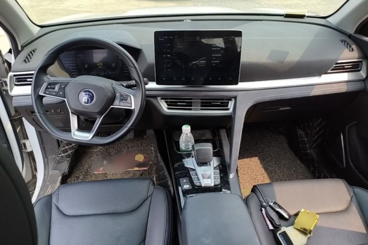 Used BYD Song Pro New Energy 2019 DM 1.5T Four-Wheel Drive Performance Edition Flagship Model Center Console
