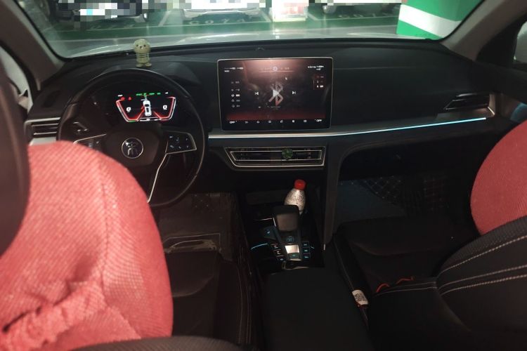 Used BYD Song Pro New Energy 2019 EV High-Power Long-Range Flagship Model Center Console