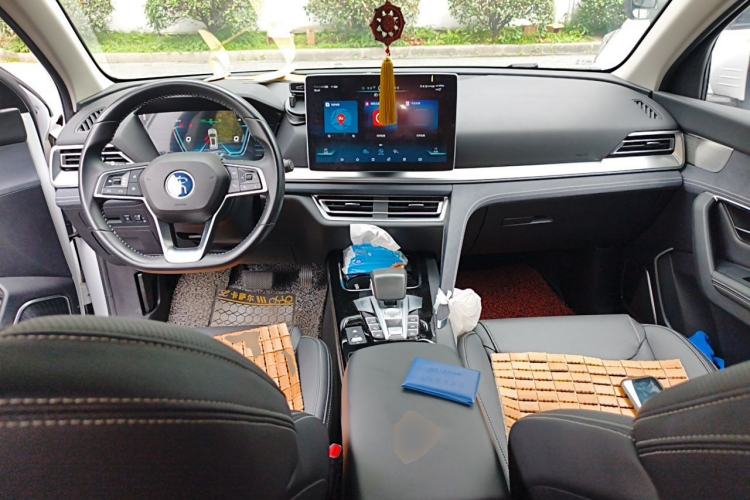 Used BYD Song Pro New Energy 2019 DM 1.5T Four-Wheel Drive Performance Edition Flagship Model Center Console