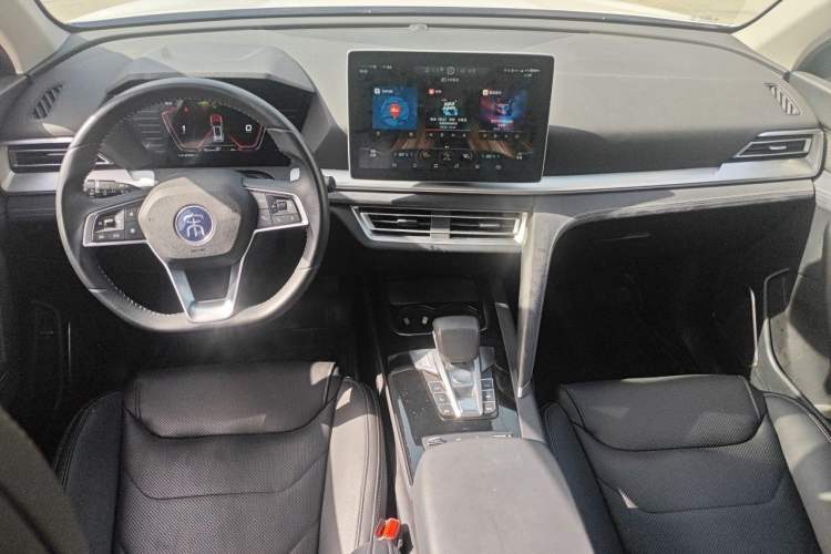 Used BYD Song Pro New Energy 2019 EV High-Power Long-Range Flagship Model Center Console
