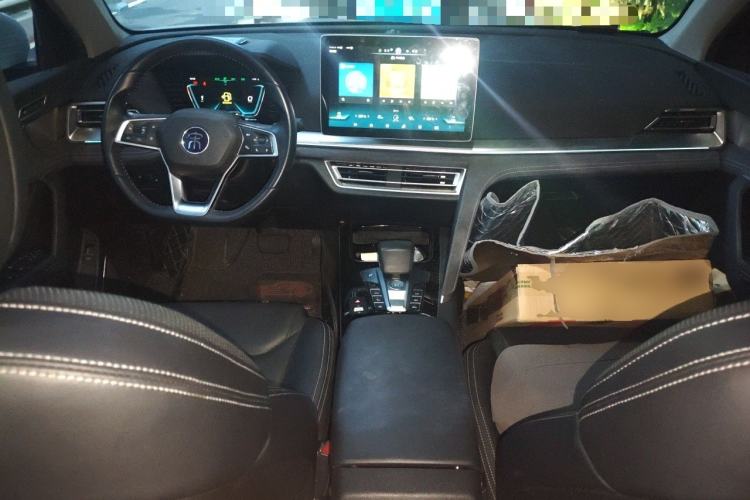 Used BYD Song Pro New Energy 2019 DM 1.5T Four-Wheel Drive Performance Edition Flagship Model Center Console