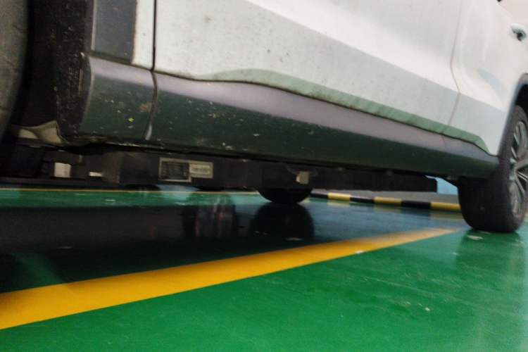 Used BYD Song Pro New Energy 2019 EV High-Power Long-Range Flagship Model Chassis Front Left