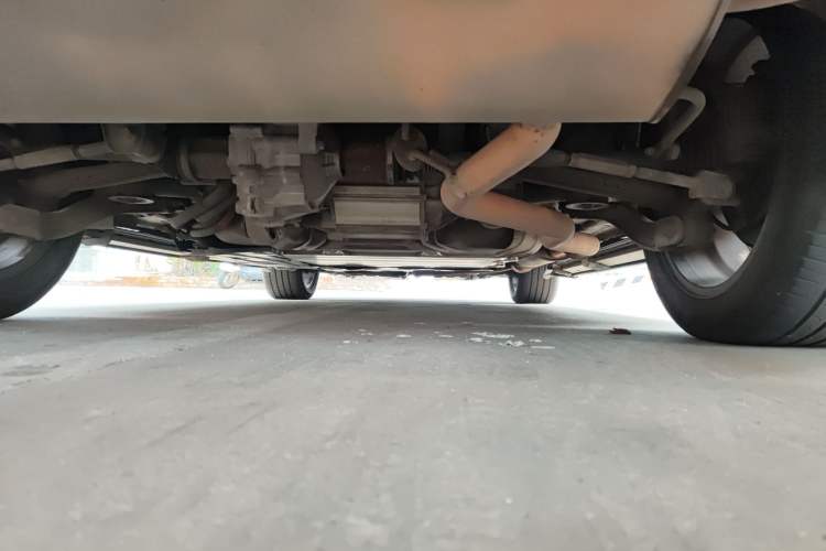 Used BYD Song Pro New Energy 2019 DM 1.5T Four-Wheel Drive Performance Edition Deluxe Model Chassis Rear