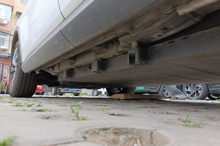 Used BYD Song Pro New Energy 2019 EV High-Power Long-Range Flagship Model Chassis Rear Left
