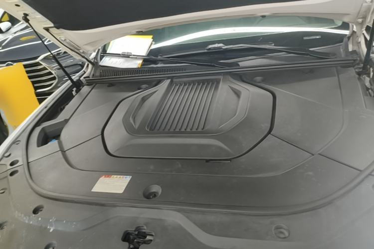 Used BYD Song Pro New Energy 2019 DM 1.5T Four-Wheel Drive Performance Edition Deluxe Model Engine Bay