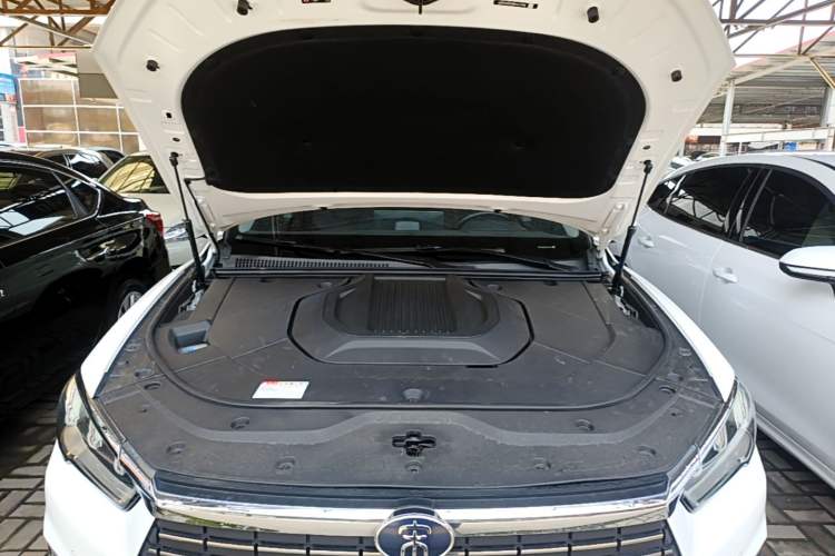 Used BYD Song Pro New Energy 2019 EV High-Power Long-Range Flagship Model Engine Bay