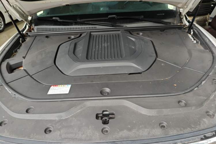 Used BYD Song Pro New Energy 2019 DM 1.5T Four-Wheel Drive High-Energy Version Engine Bay