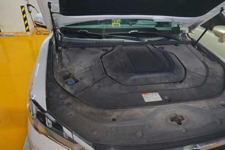 Used BYD Song Pro New Energy 2019 DM 1.5T Four-Wheel Drive Performance Edition Deluxe Model Engine Bay Right